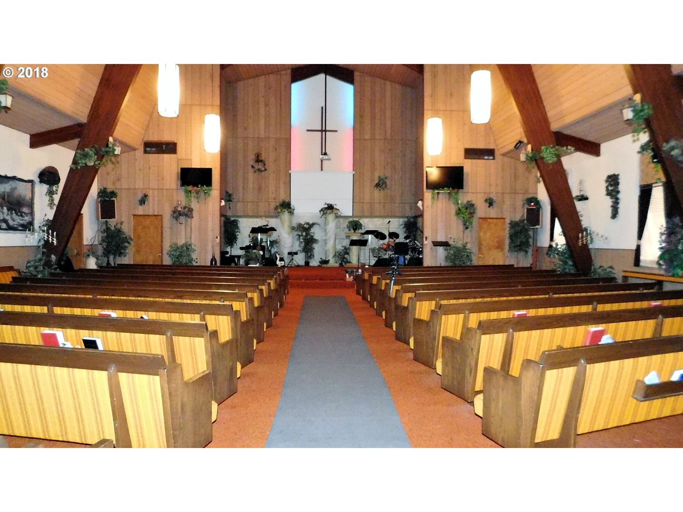 2837 W Harvard Ave, Roseburg, OR 97471